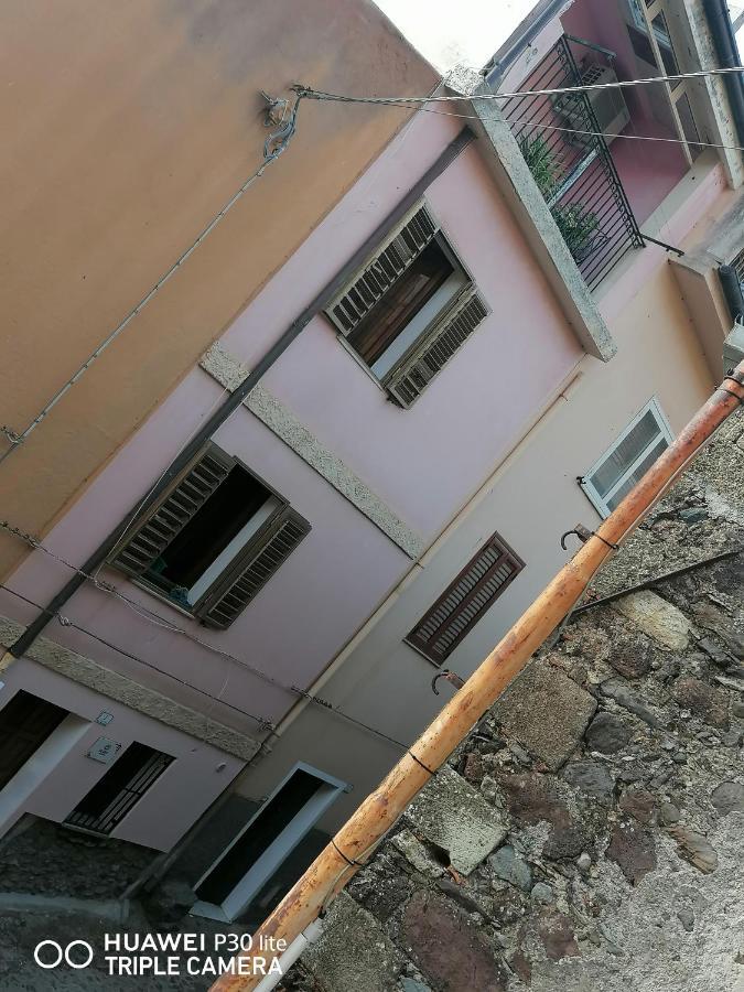 La Casa Di Luisa Lejlighed Santu Lussurgiu Eksteriør billede